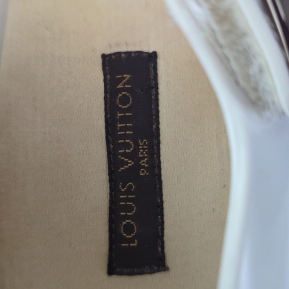Louis Vuitton Authentic Made in Italy Wedge Sandals - Picture 17 of 17
